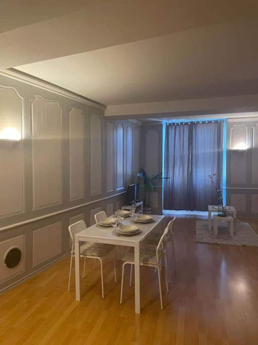 Apartament « Au Coeur De Dole » Zewnętrze zdjęcie
